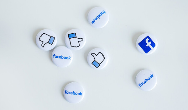 generate leads via social media